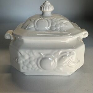 Vintage White Ceramic Soup Tureen with Lid - Japan Fruit & Harvest Design